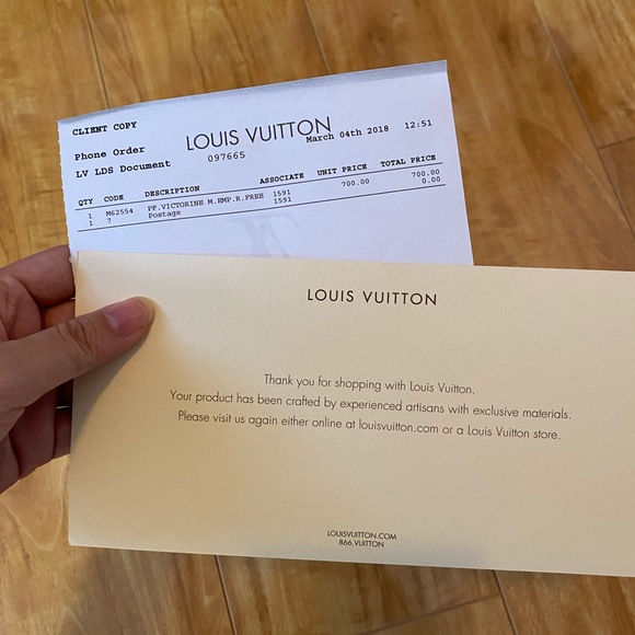 Louis Vuitton Victorine Wallet - Picture 8 of 9